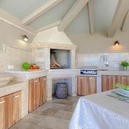 Casa Erik Holiday home *