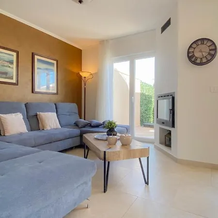 Holiday home Casa Erik