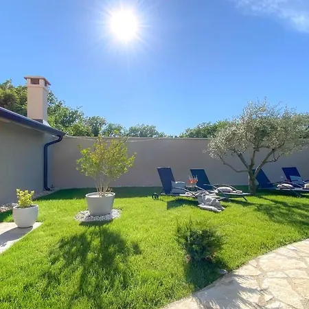 Casa Erik Semesterbostad Novigrad Istria